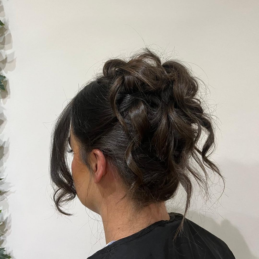 BEST HAIR SALONS CHORLEY FOR HAIR UP